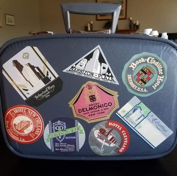 Vintage Fingerhut Luggage Small Case - Picture 2 of 10